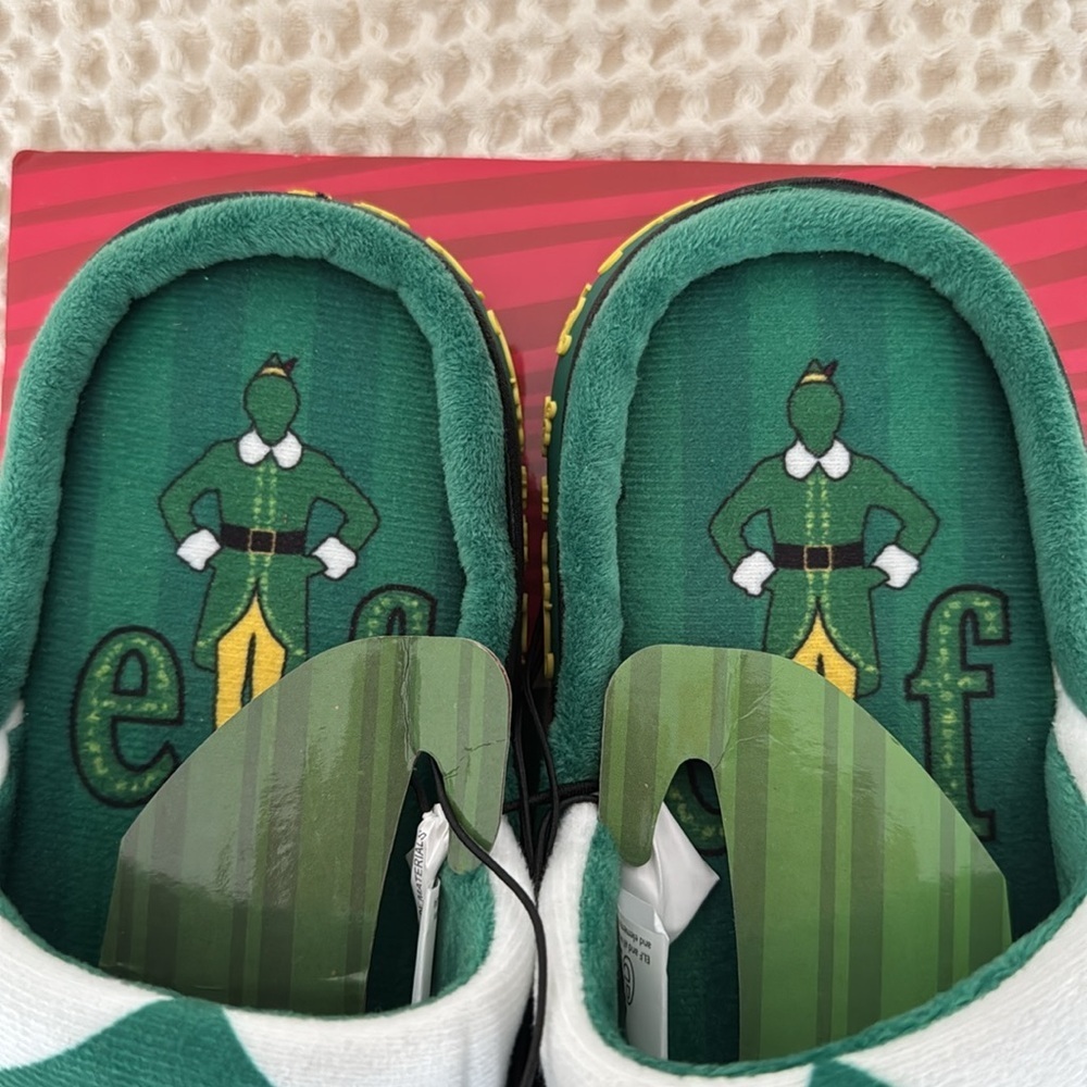 WB Elf Cozy Green Hard Sole Slippers Size 6 NWT - Picture 3 of 10